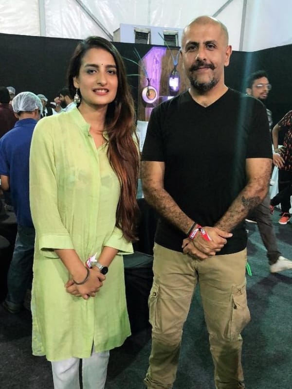 Rashmeet Kaur with vishal dadlani old photo
