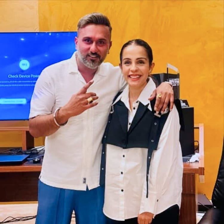 Simar Kaur with Singer Honey Singh