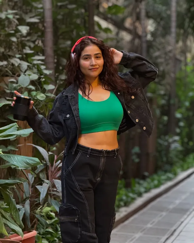 Aanchal Tiwari Biography, Age, Height, Career, Family, Net Worth & More