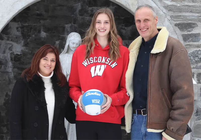 Anna Smrek with mom and dad