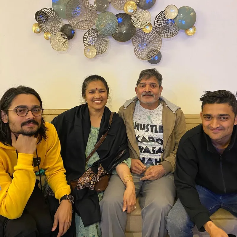 Bhuvan Bam with family