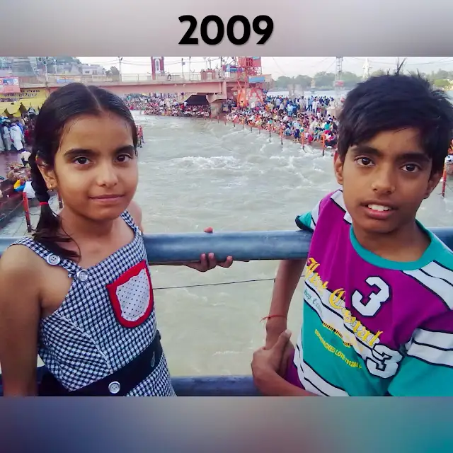 Dushyant Kukreja old photo with sister