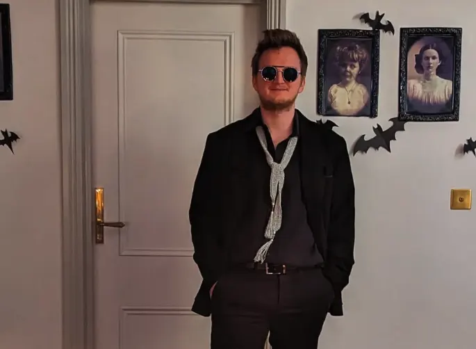 Grian (Charles Batchelor)