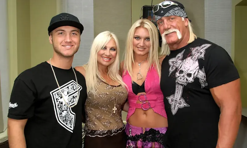 Hulk Hogan wife Linda Hogan kids Nick Hogan and Brooke Hogan