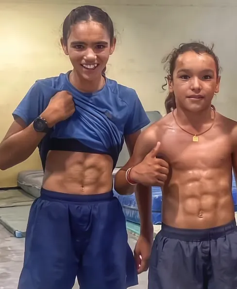 Pooja Bishnoi with Younger Brother