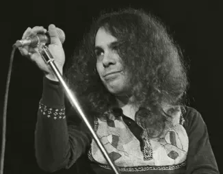 Ronnie James