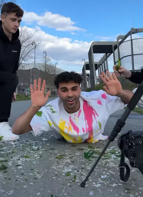 Younes Zarou making video