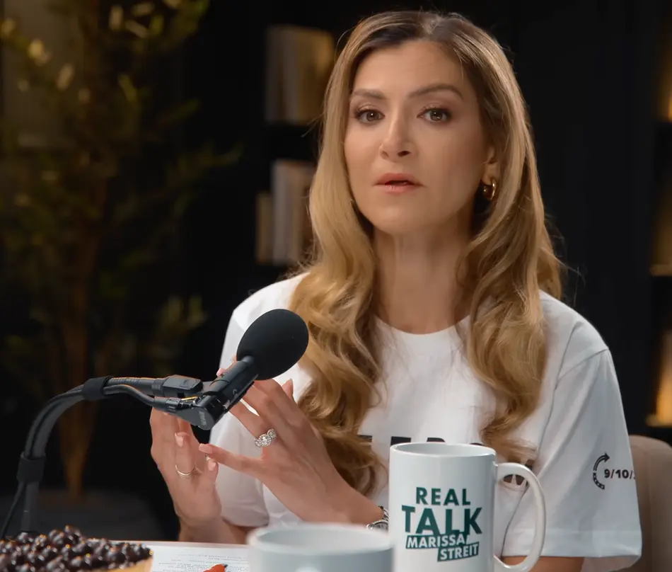 Marissa Streit Hosting podcast