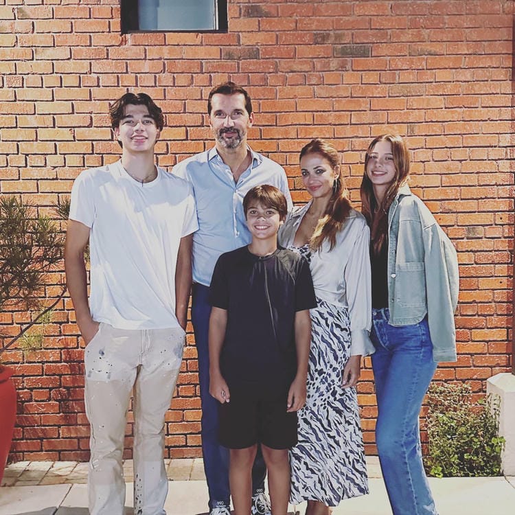 Peja Stojakovic with his wife and their children (Photo Year 2024)