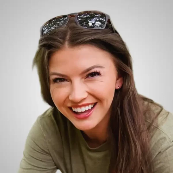 Hannah Barron Profile Picture