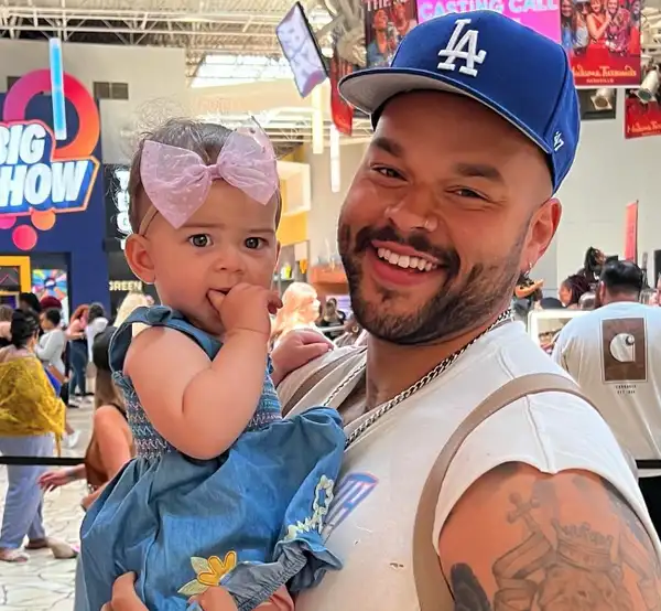 Tre Hale - Age, Family, Partner, Biography 2 Tre Hale with Daughter