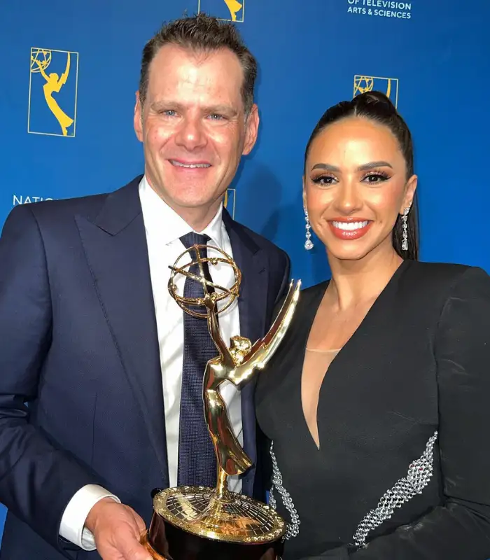 Miguel Gurwitz and Ana Jurka with Sports Emmy Award