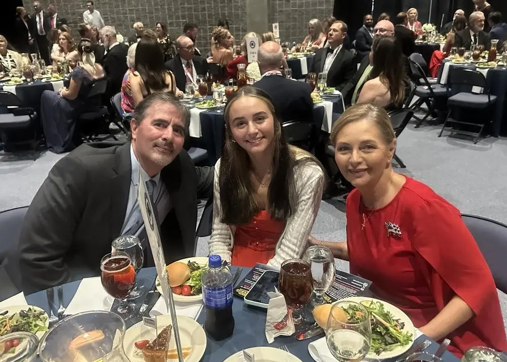 Darline Graham Biography - Husband, Age, Background 3 U.S. Senator Darline Graham with her husband Larry Nordone and family at a formal dinner event