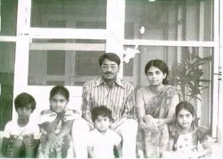 Karishma Manzur's Childhood Family Photo
